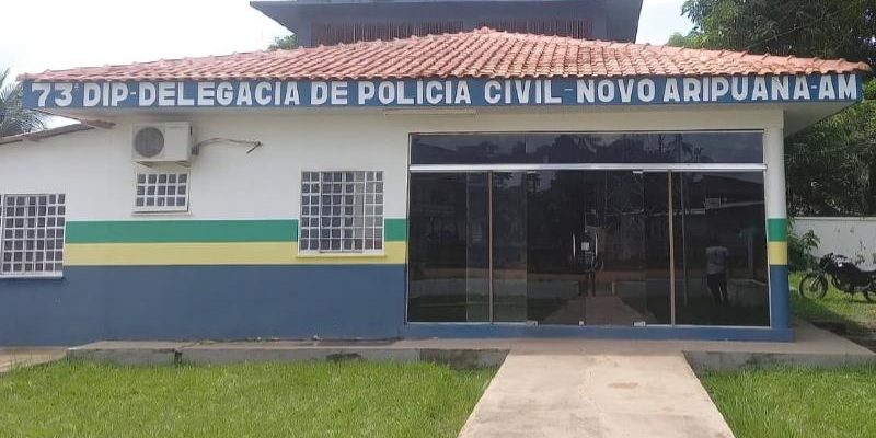 Com o objetivo de reparar irregularidades que comprometem a eficiência dos serviços prestados pela segurança pública aos cidadãos de Novo Aripuanã, o Ministério Público do Estado do Amazonas (MPAM), por meio da Promotoria de Justiça do município, instaurou dois procedimentos administrativos para acompanhar a adoção de medidas que garantam estrutura adequada aos policiais para o exercício de suas atividades funcionais.